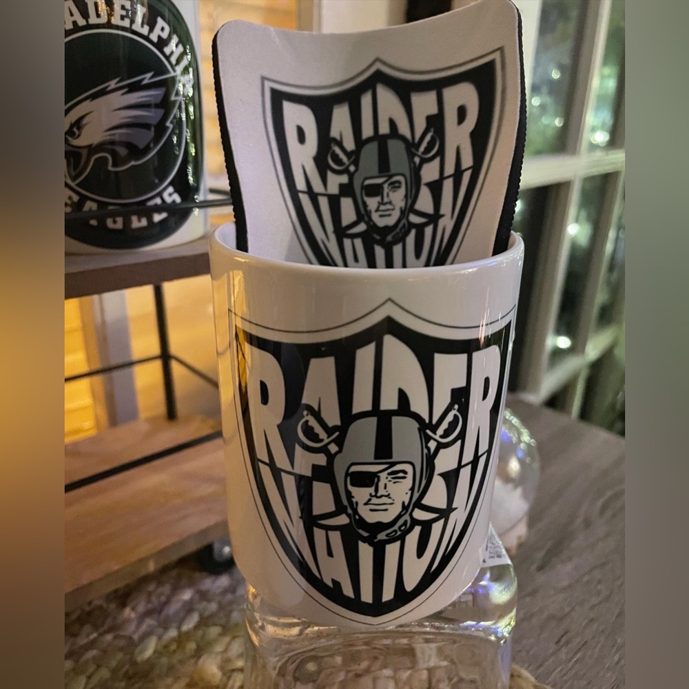 Las Vegas Raiders custom coffee mug w/matching coaster, NEW!